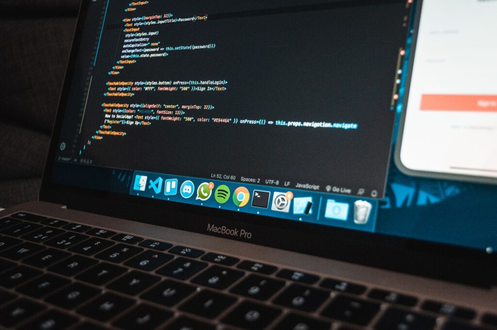 Créer un site avec l’IA no-code : Lovable, Bolt, Framer (guide 2026) — photo Rodrigo Santos / Pexels