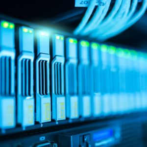 Configuration hébergement & serveur pour app IA