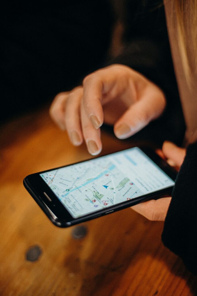 Recherche locale sur smartphone — SEO local